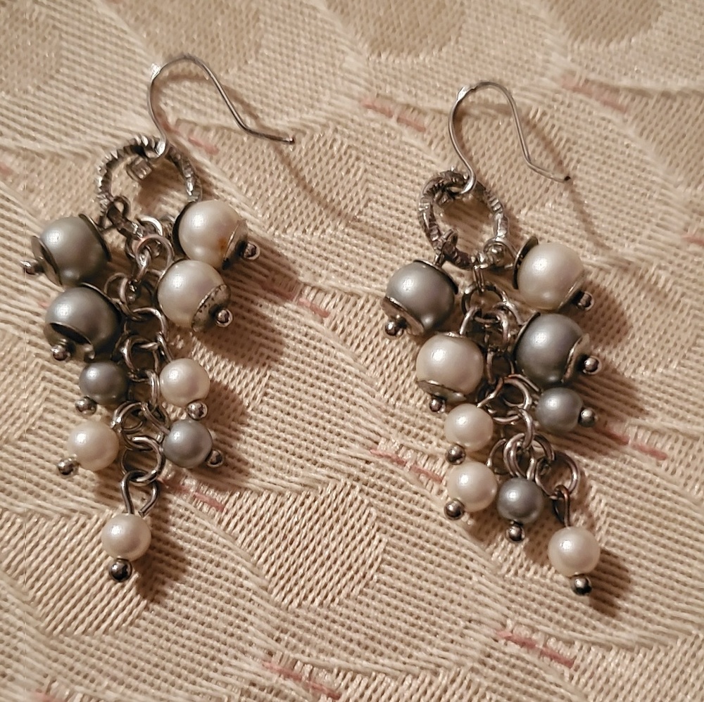 Earrings Clusters of Gray and Ivory Faux Pearls on Chains/Silvertone